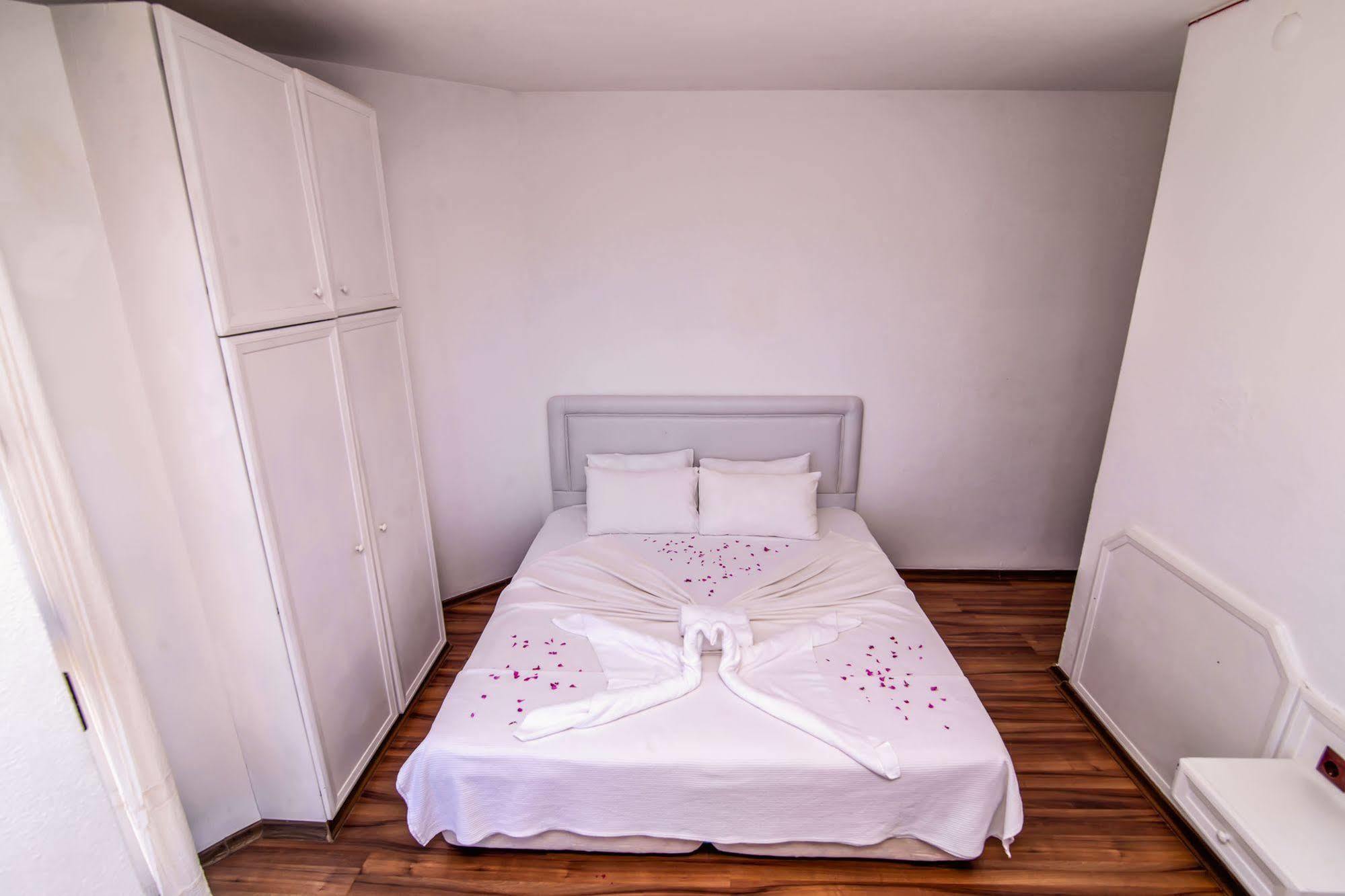 Marin Hotel Çeşme Luaran gambar